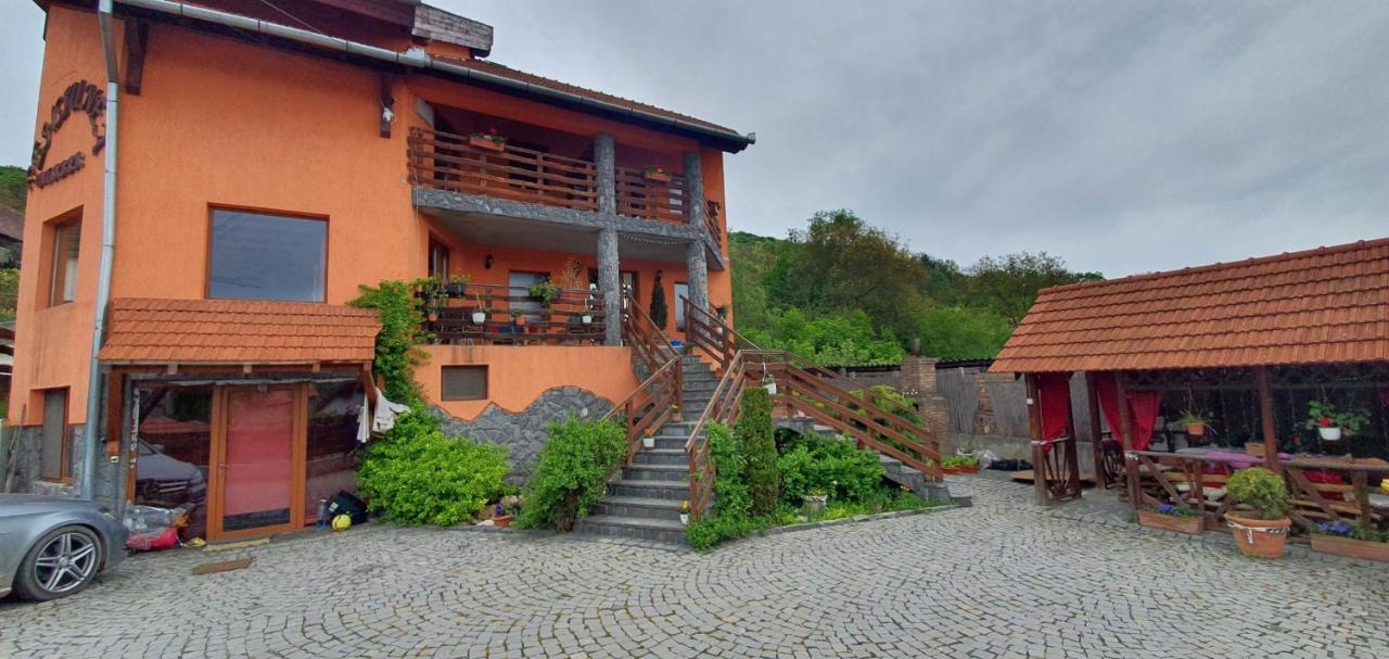 Pension Norbert Sighisoara Ngoại thất bức ảnh